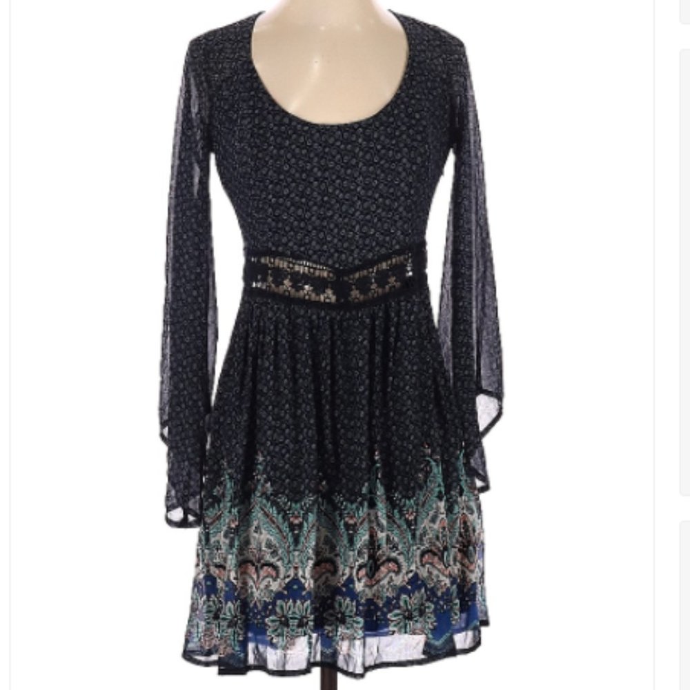 Hollister Boho Bell Sleeve Dress